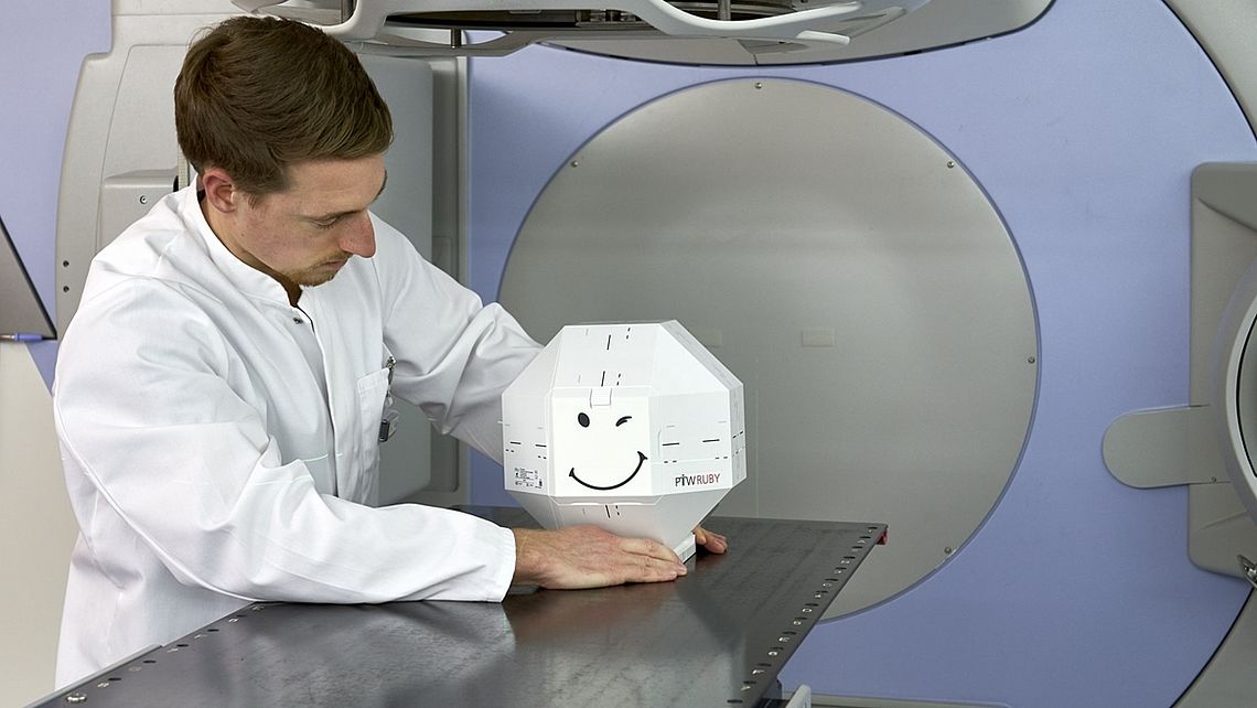 LINAC QA Daily accuracy checks of couch shifts:  RUBY with LINAC QA insert and tilting base set up on patient couch with defined offset (red line)